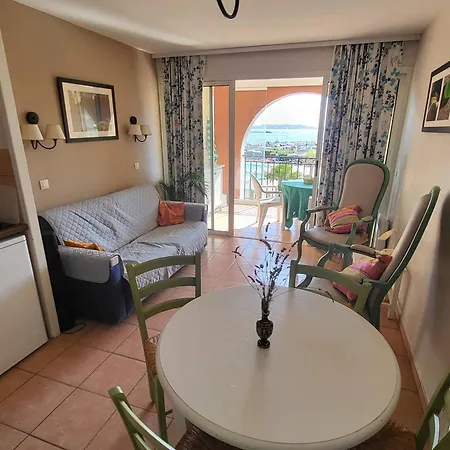 Apartment T2 Avec Piscine, Parking Prive A 200m Des Plages Et Commerces - Fr-1-316-237 *